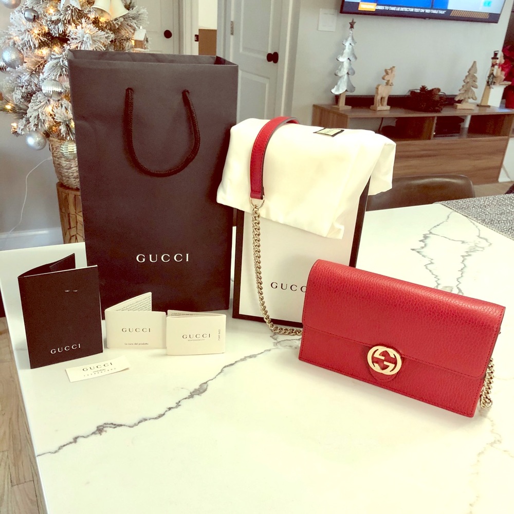GUCCI Calfskin Interlocking G Wallet On Chain